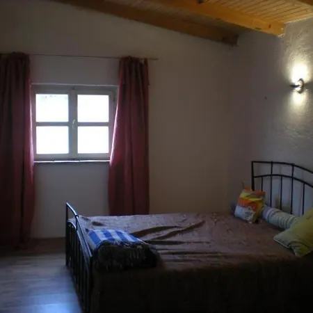 度假居 Mit Pool Šišan